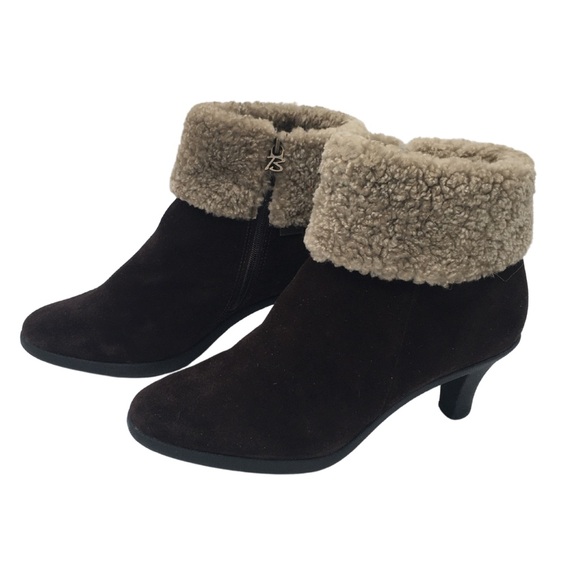 Brilliant Brown Suede Waterproof Faux Fur Heeled Ankle Boots size 9 - Picture 2 of 14